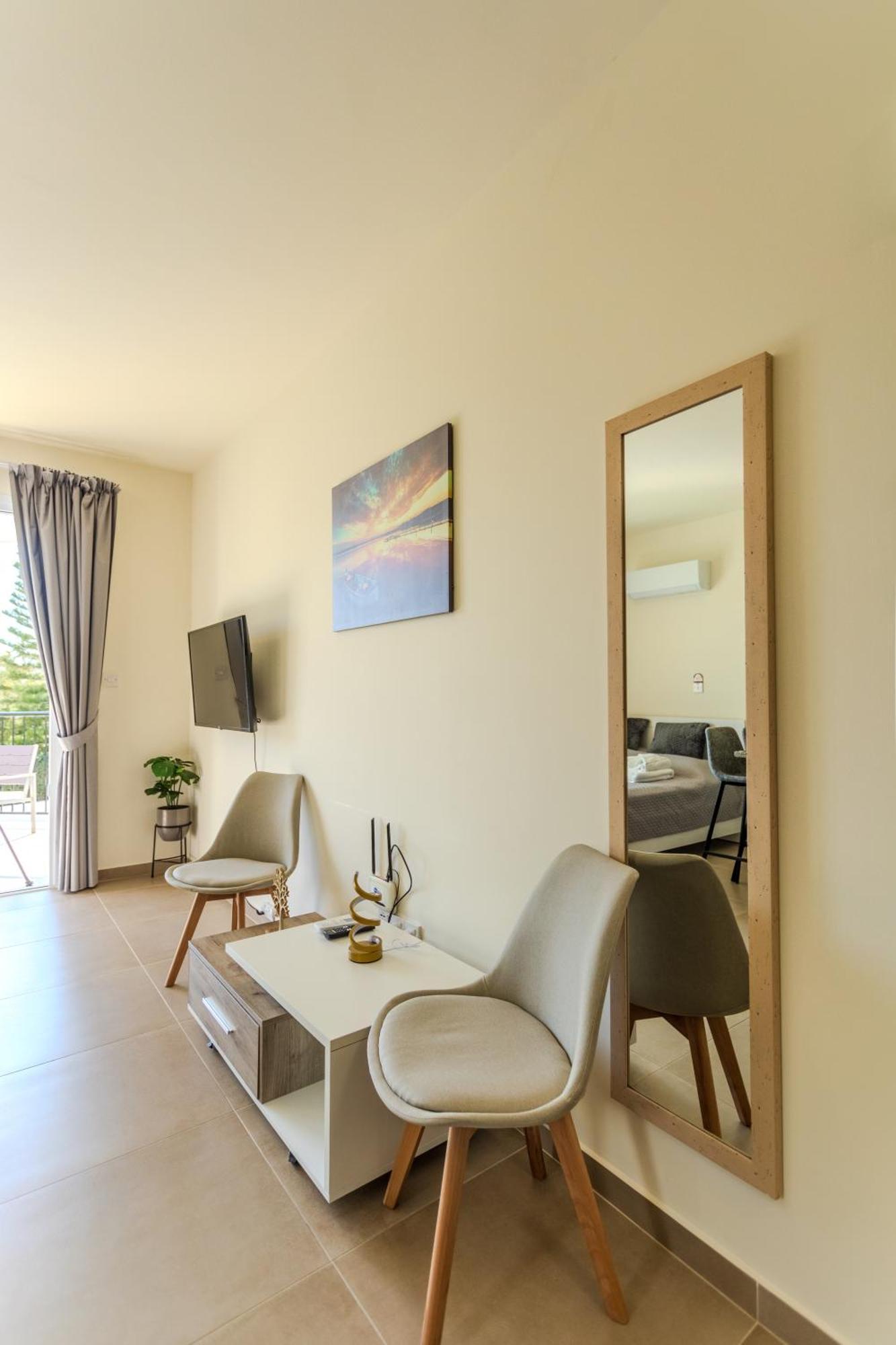 Apartment Danaos Seaside 102 With Pool In Tourist Area