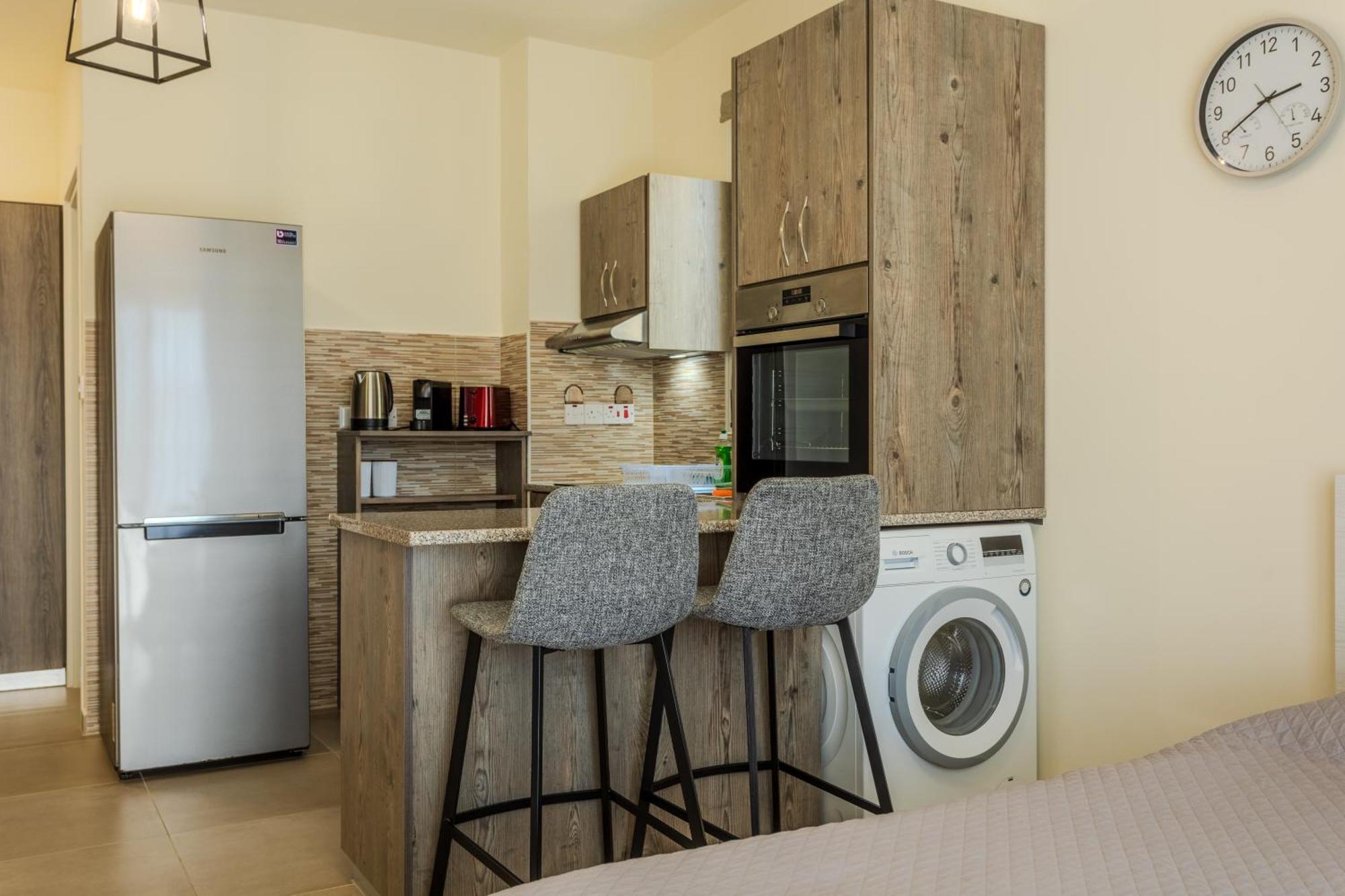 Danaos Seaside 102 With Pool In Tourist Area Apartment Paphos
