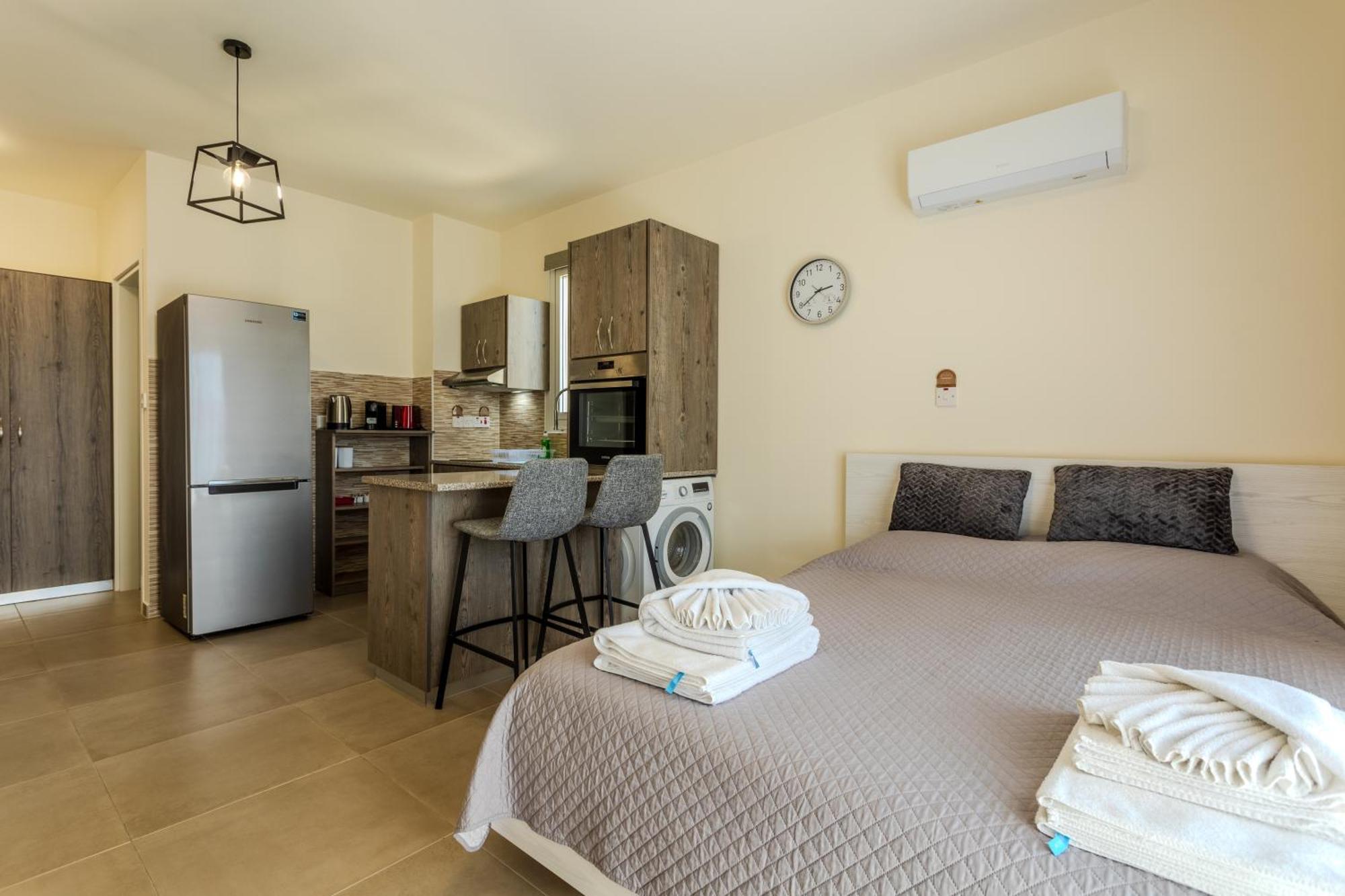 Danaos Seaside 102 With Pool In Tourist Area Paphos